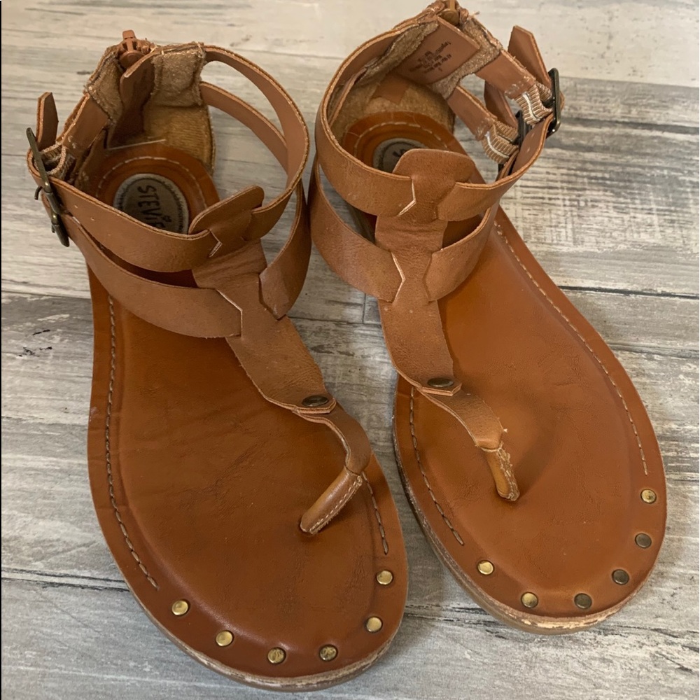 Stevies sandals